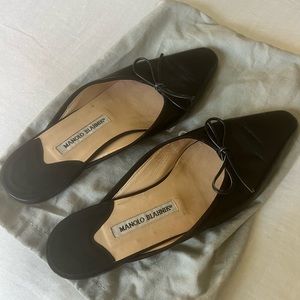 MANOLO BLAHNIK SLIDES MULE 40 size 8 run small